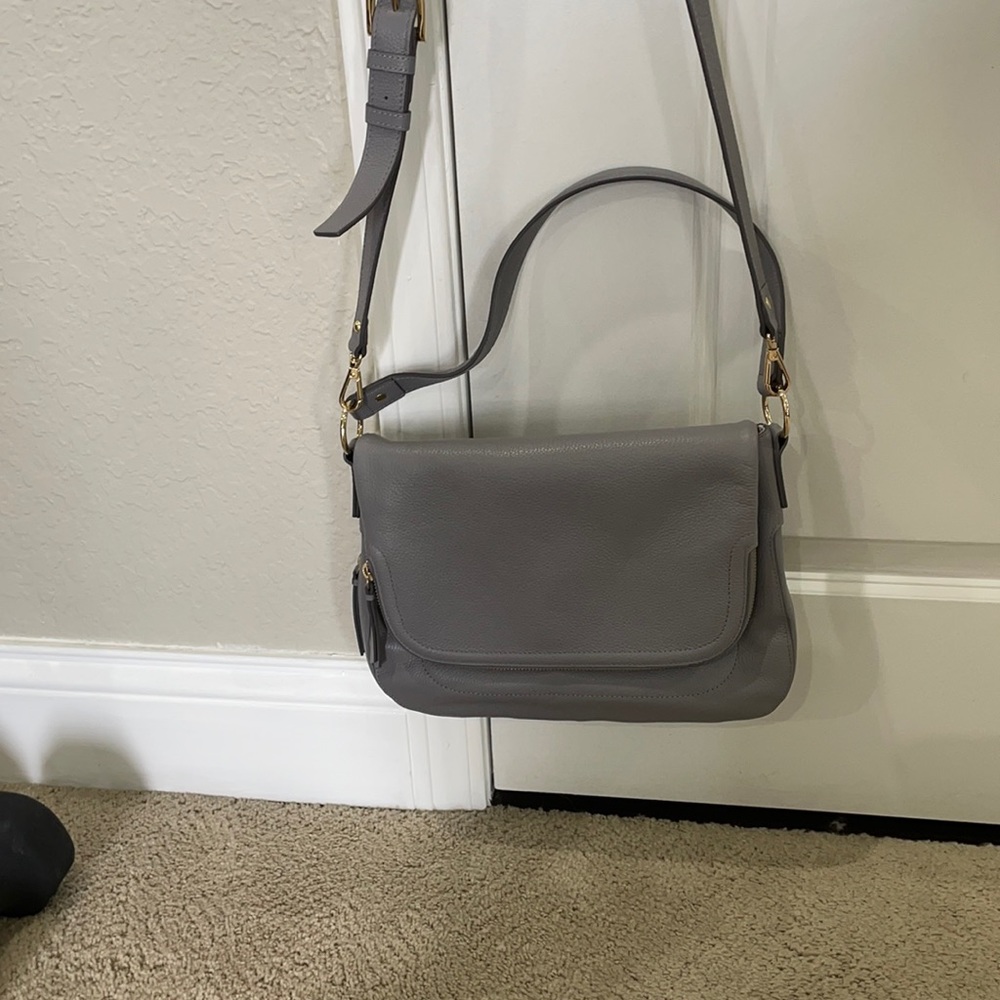 New gray purse, wear cross body or over the shoulder
